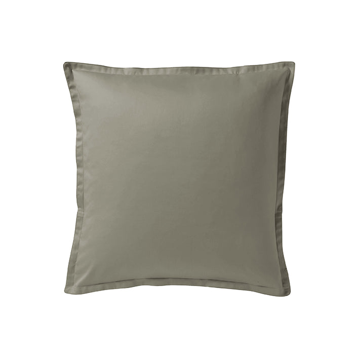 teophile cases & shams by alexandre turpault on adorn.house