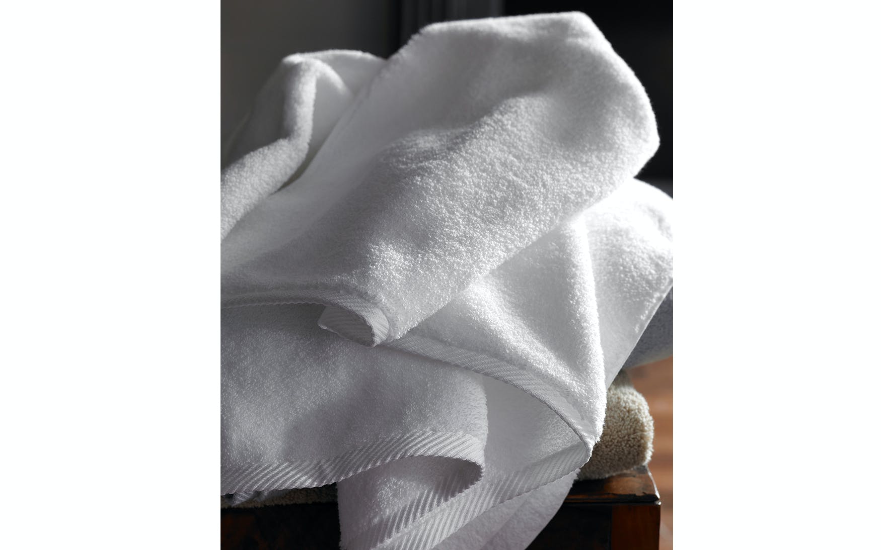 Matouk milagro bath discount towel