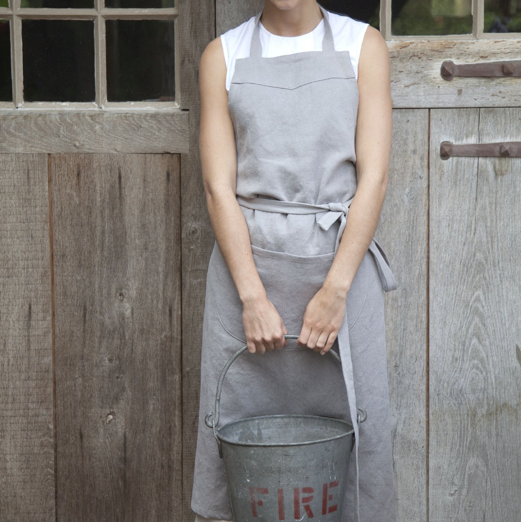 harbour apron belgian linen by libeco on adorn.house