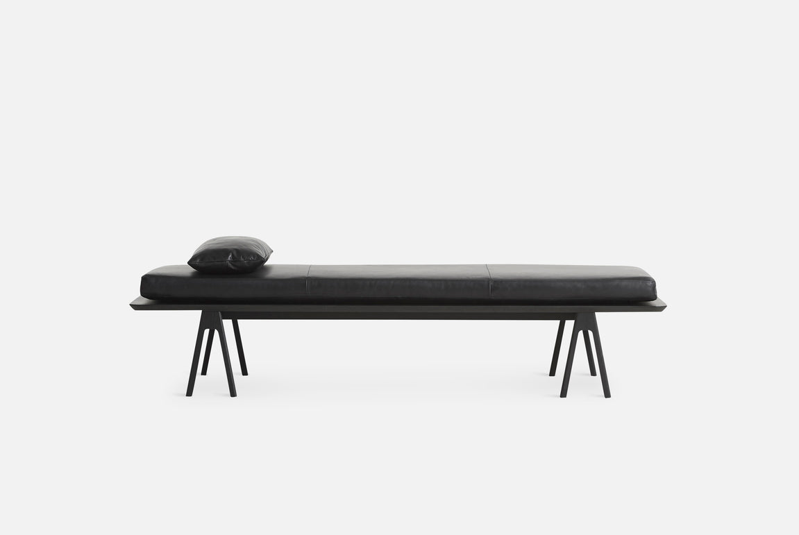 level daybed black/black by woud at adorn.house