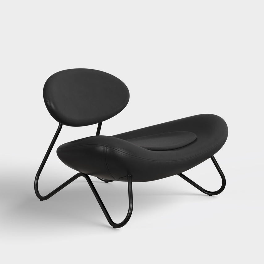 meadow lounge chair black leather & black