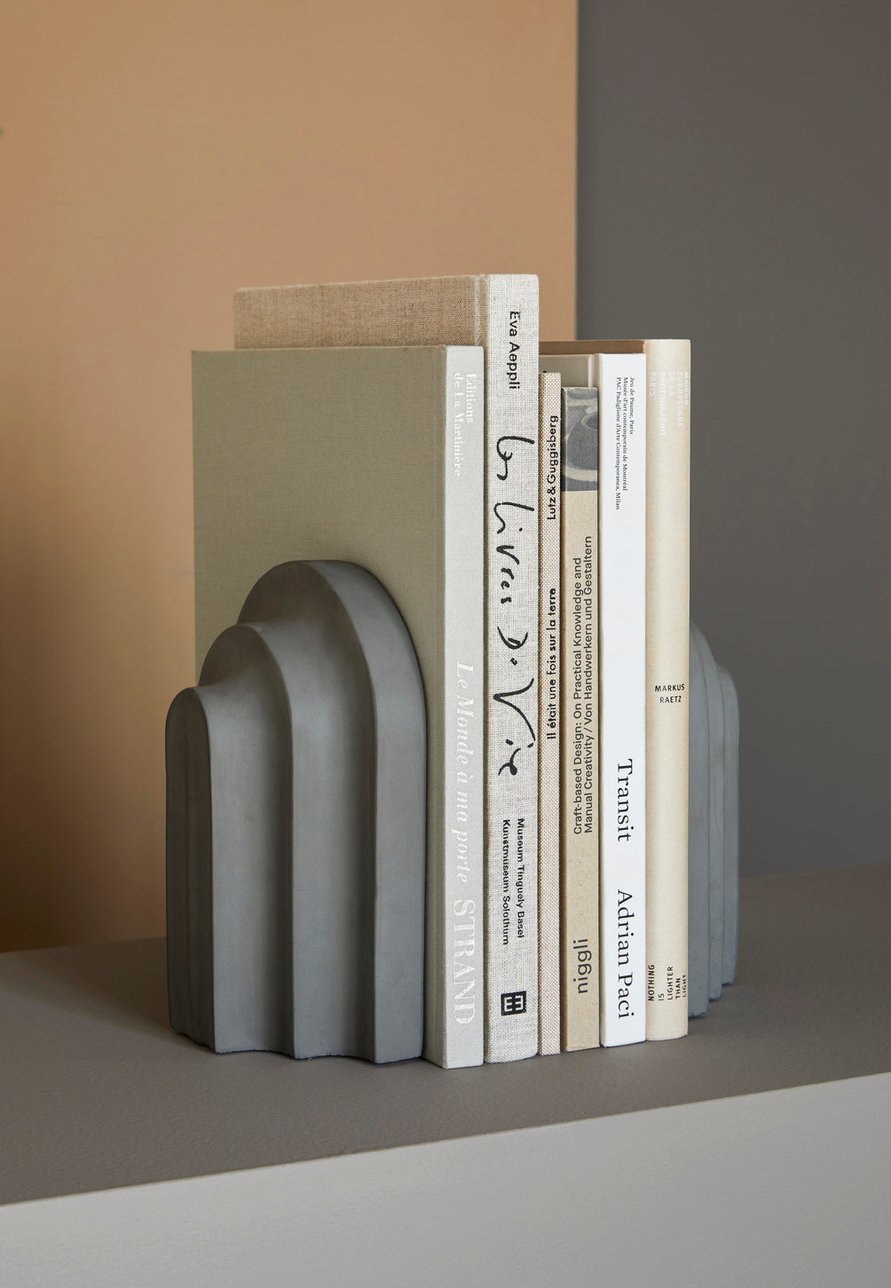 arkiv bookend by woud at adorn.house