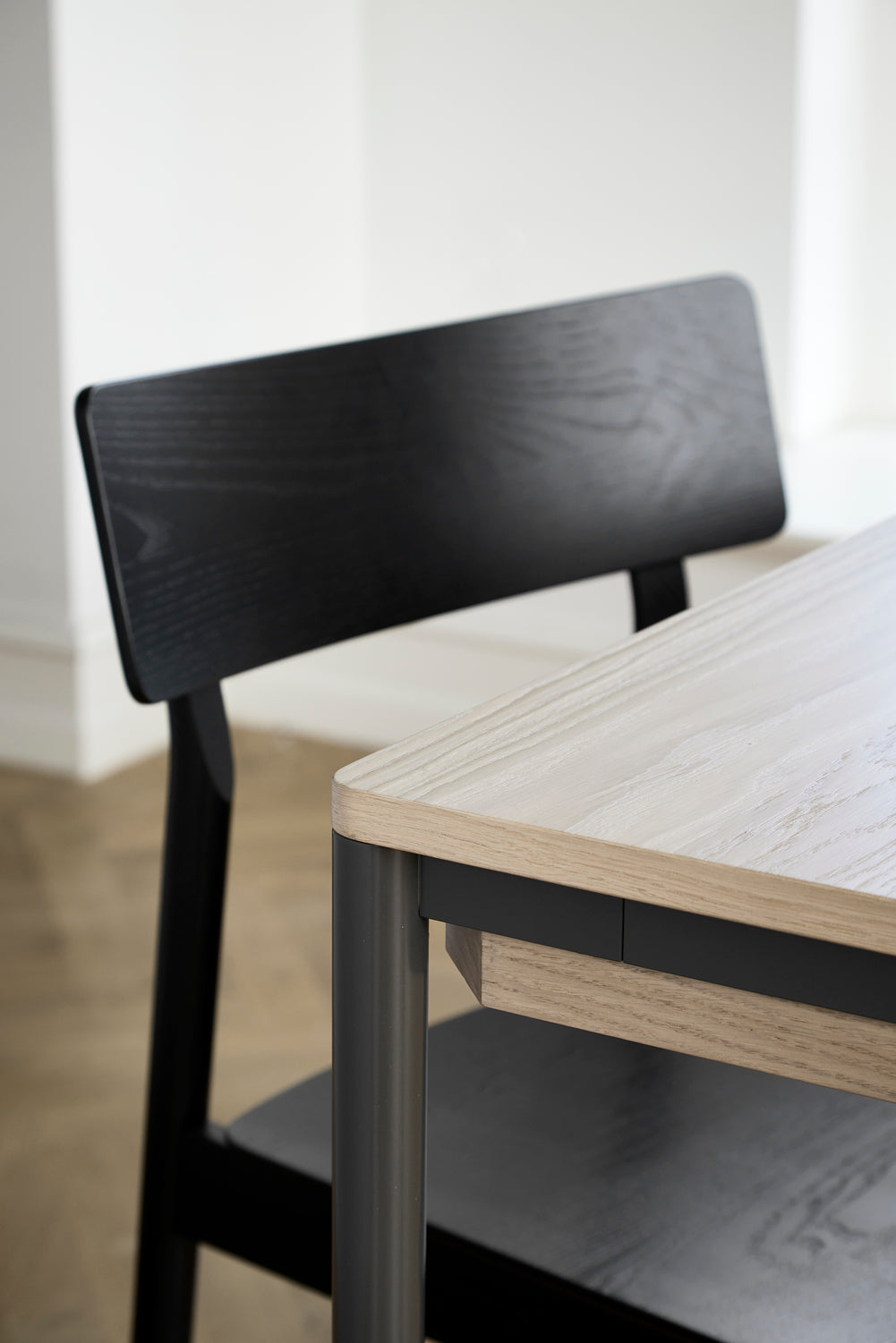 piezas dining table (140 cm) by woud at adorn.house